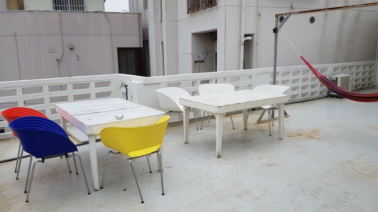 Orion Divers Guest House Naha Bagian luar foto
