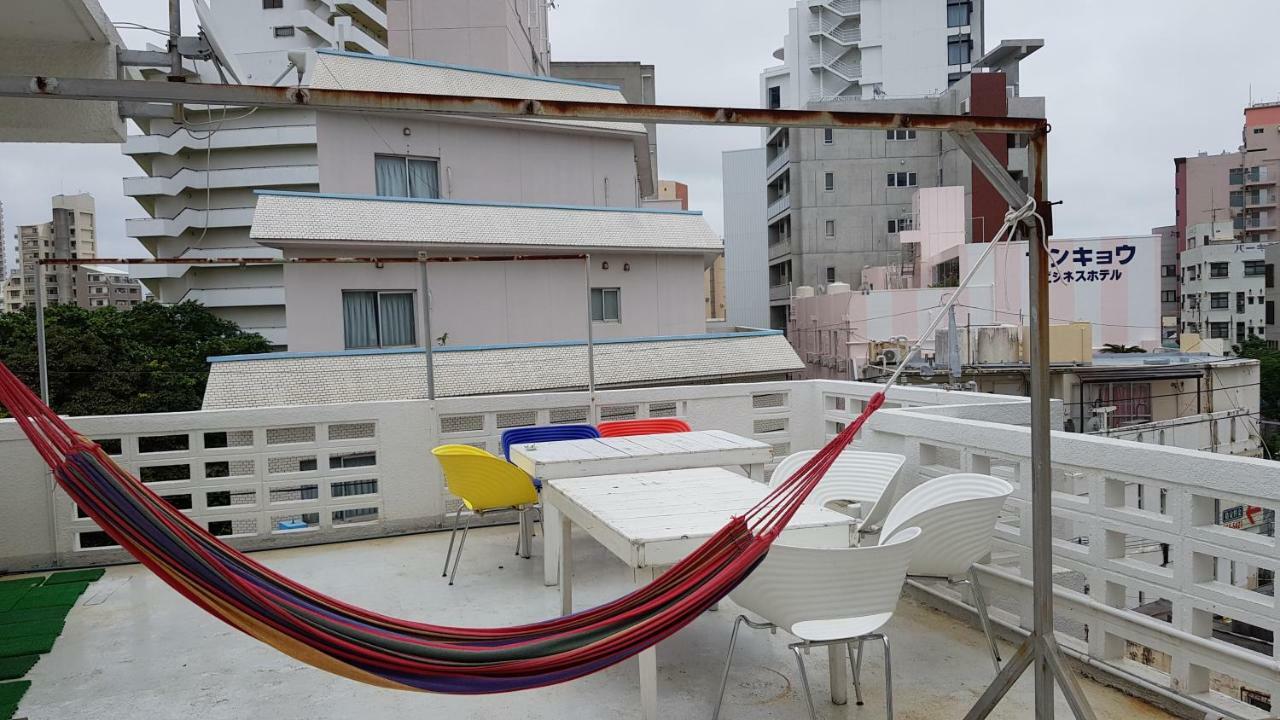 Orion Divers Guest House Naha Bagian luar foto